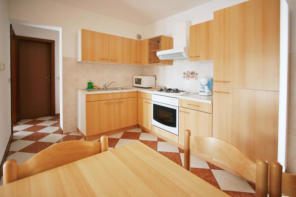 Apartments Ava ポレッチ エクステリア 写真